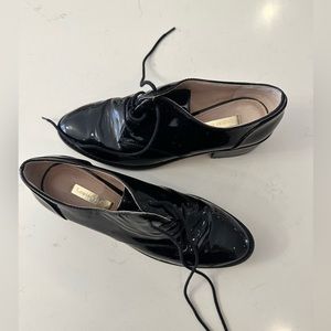 Louise et Cie black patent oxfords
